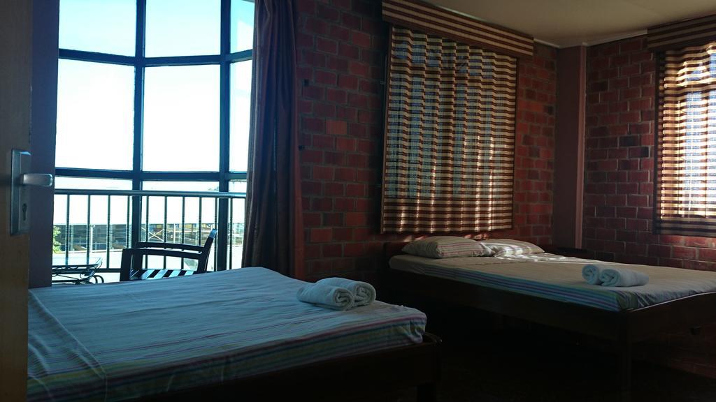 Hotel Paramuru Paramaribo Ruang foto
